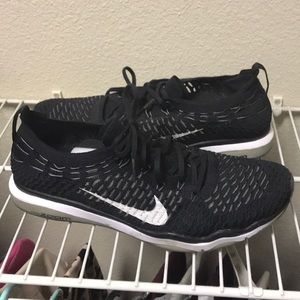 Nike Zoom black running shoes